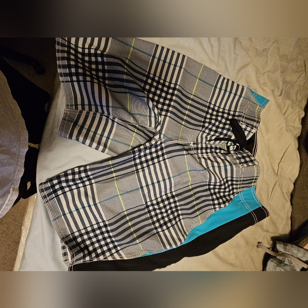 Arizona mens board shorts